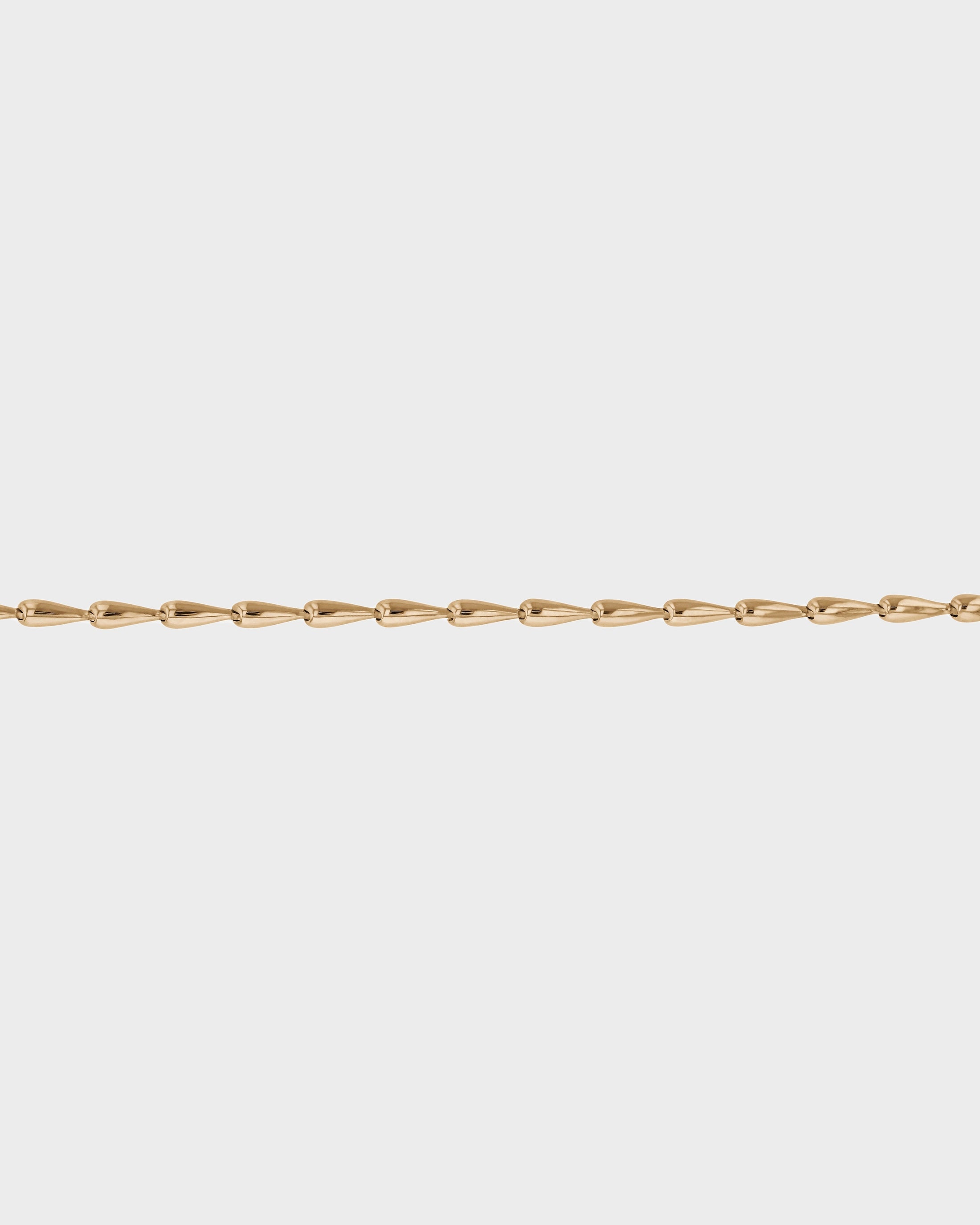 Elegant Gold Teardrop Chain Necklace