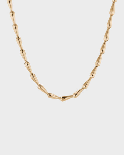 Elegant Gold Teardrop Chain Necklace 1
