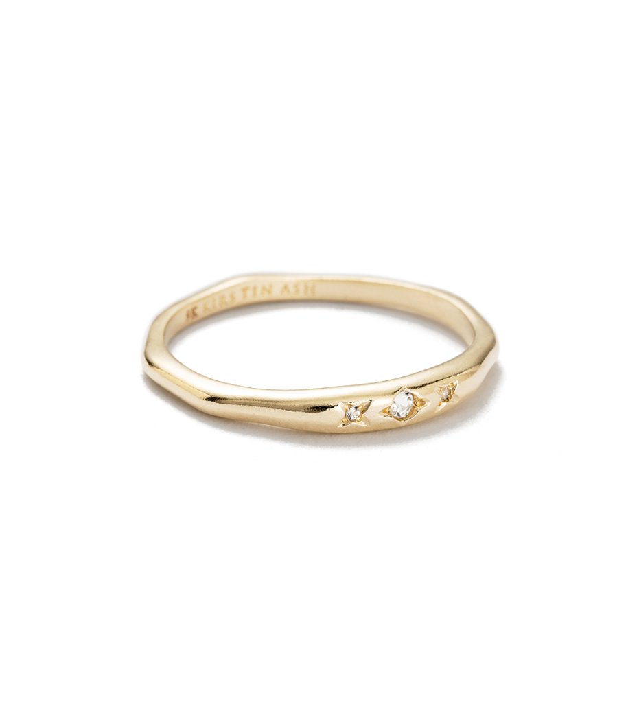 Elegant Gold Wedding Band with Round Lab-Grown Diamonds