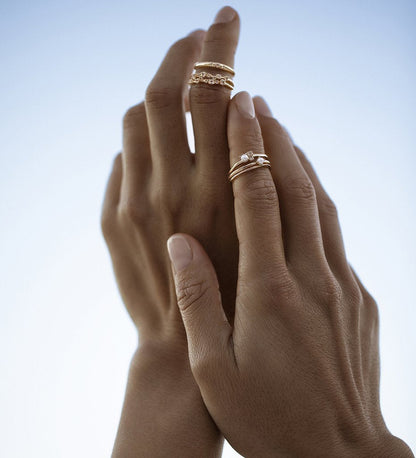 Elegant Gold Wedding Band with Round Lab-Grown Diamonds 2