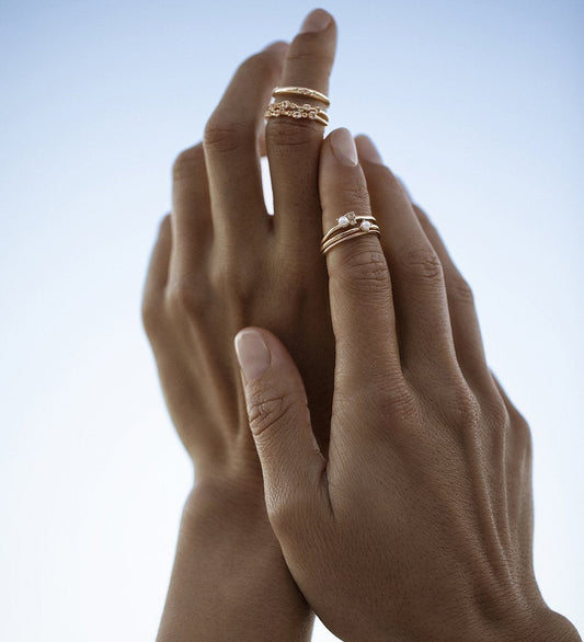 Elegant Gold Wedding Band with Round Lab-Grown Diamonds