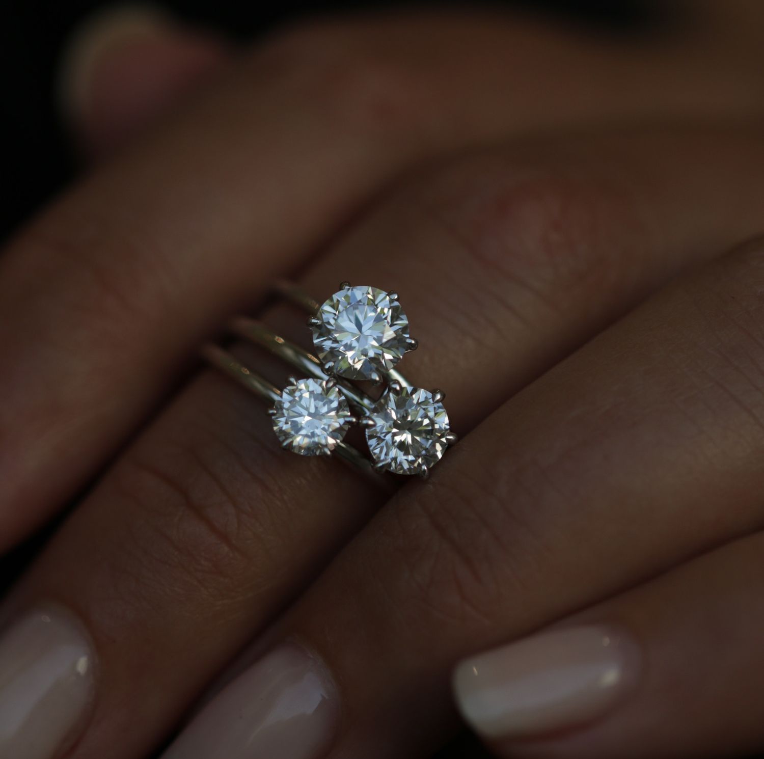 1.0 CT Round Lab-Grown Diamond Solitaire Ring in Classic Gold Setting 11