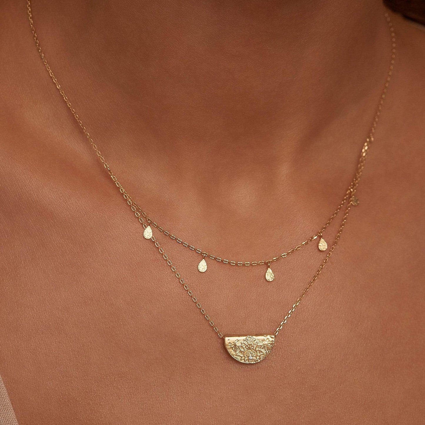 Radiant Elegance: 0.03 TCW Round Lab Grown Diamond Raindrop Necklace 5
