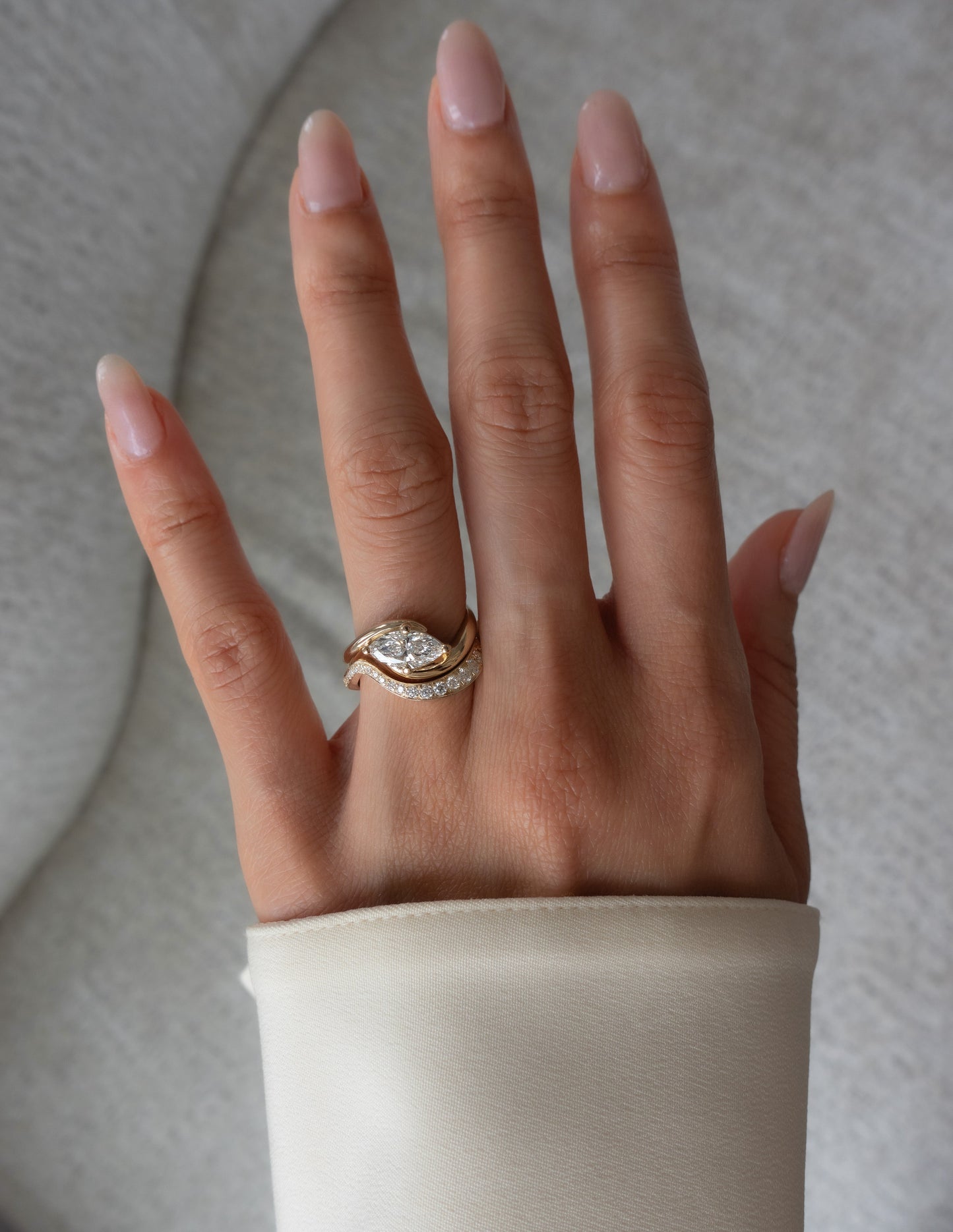 Solitaire Rapture & Pave Band- Oval Lab Grown Diamond Bridal Set