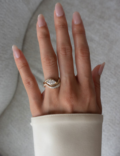 Solitaire Rapture & Pave Band- Oval Lab Grown Diamond Bridal Set