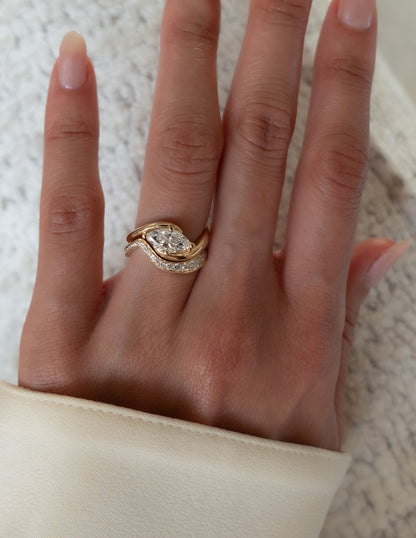 Solitaire Rapture & Pave Band- Oval Lab Grown Diamond Bridal Set