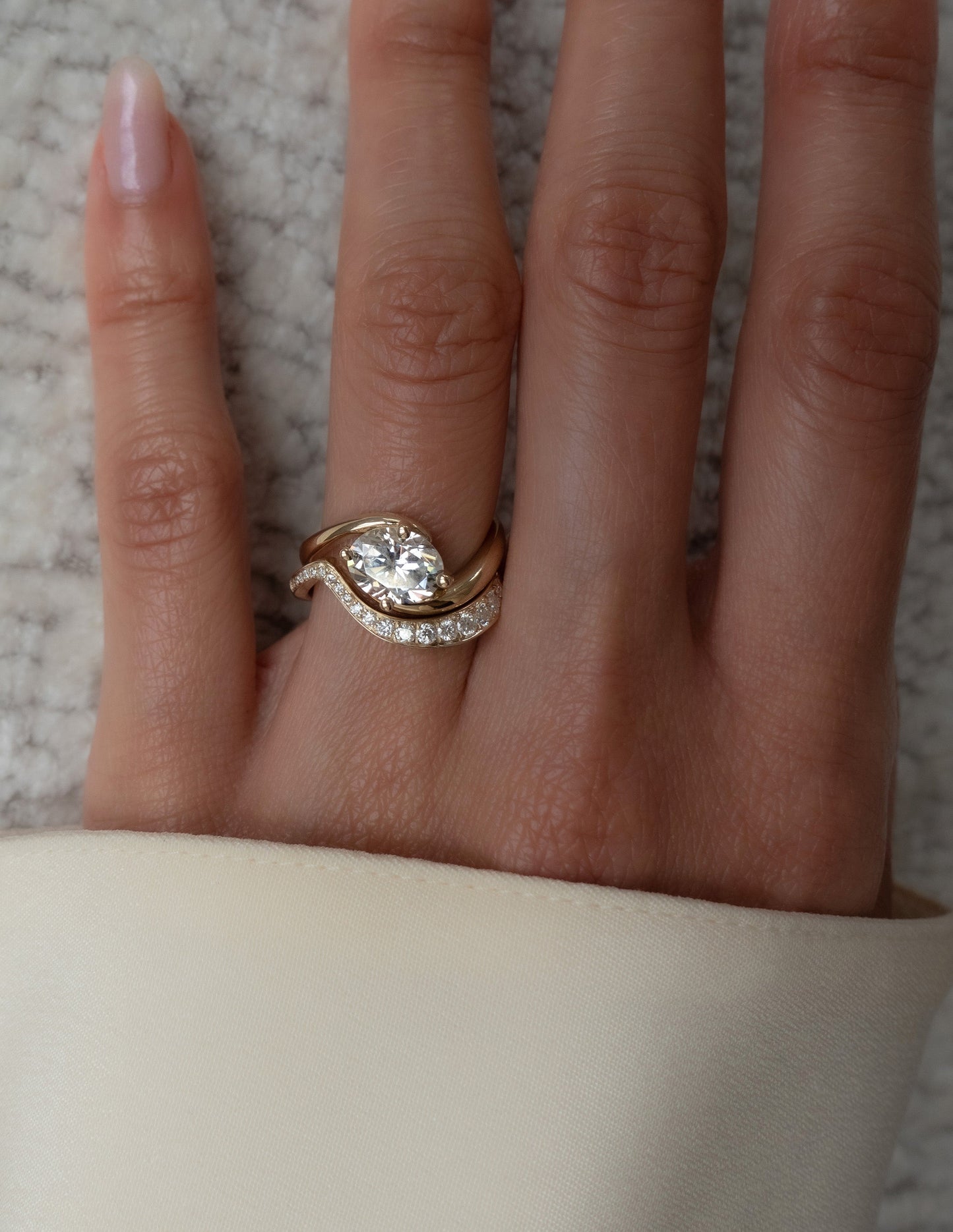 Solitaire Rapture & Pave Band- Oval Lab Grown Diamond Bridal Set