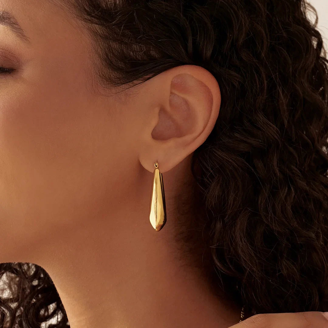Sleek Silver Teardrop Hoop Earrings 3