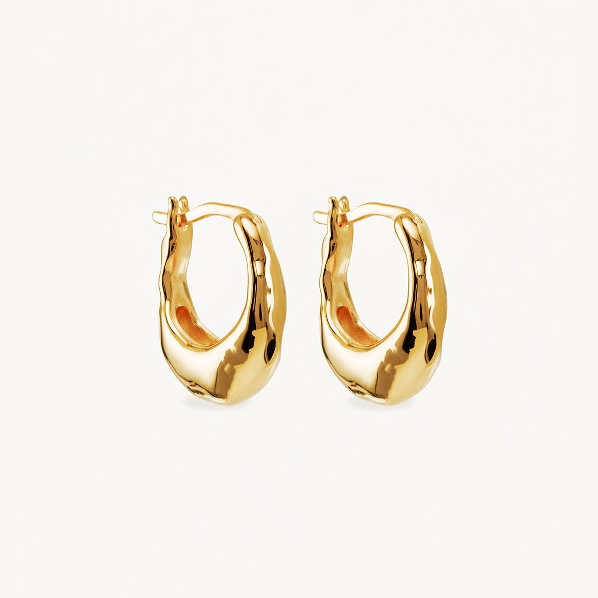 Elegant Gold Twist Hoop Earrings 1