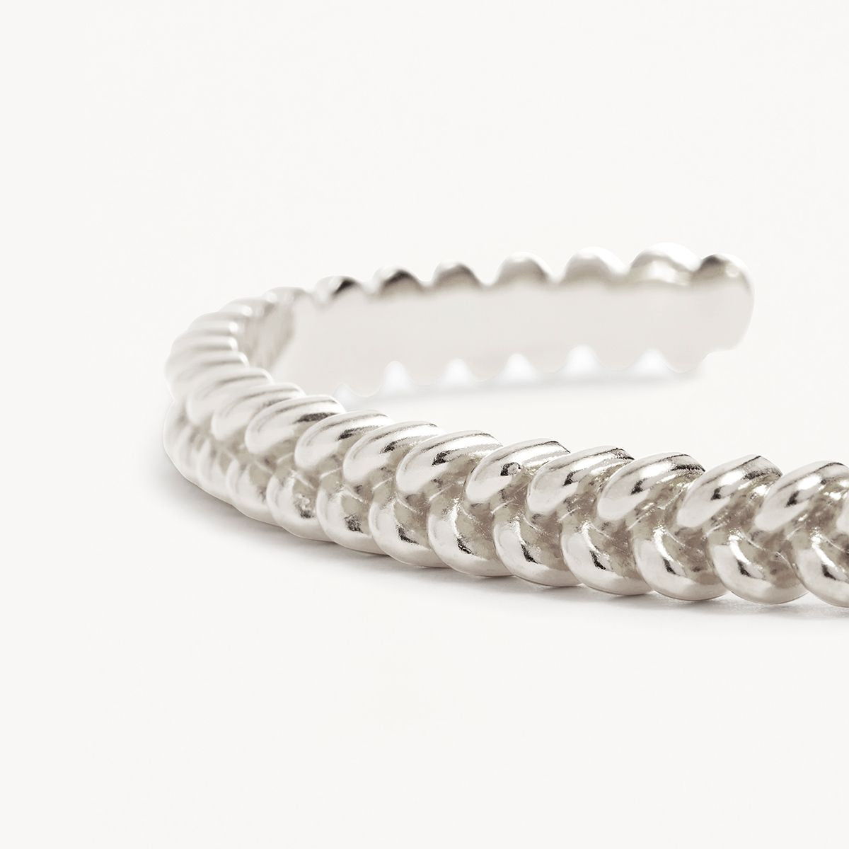 Elegant Gold-Twist Cuff Bracelet 5