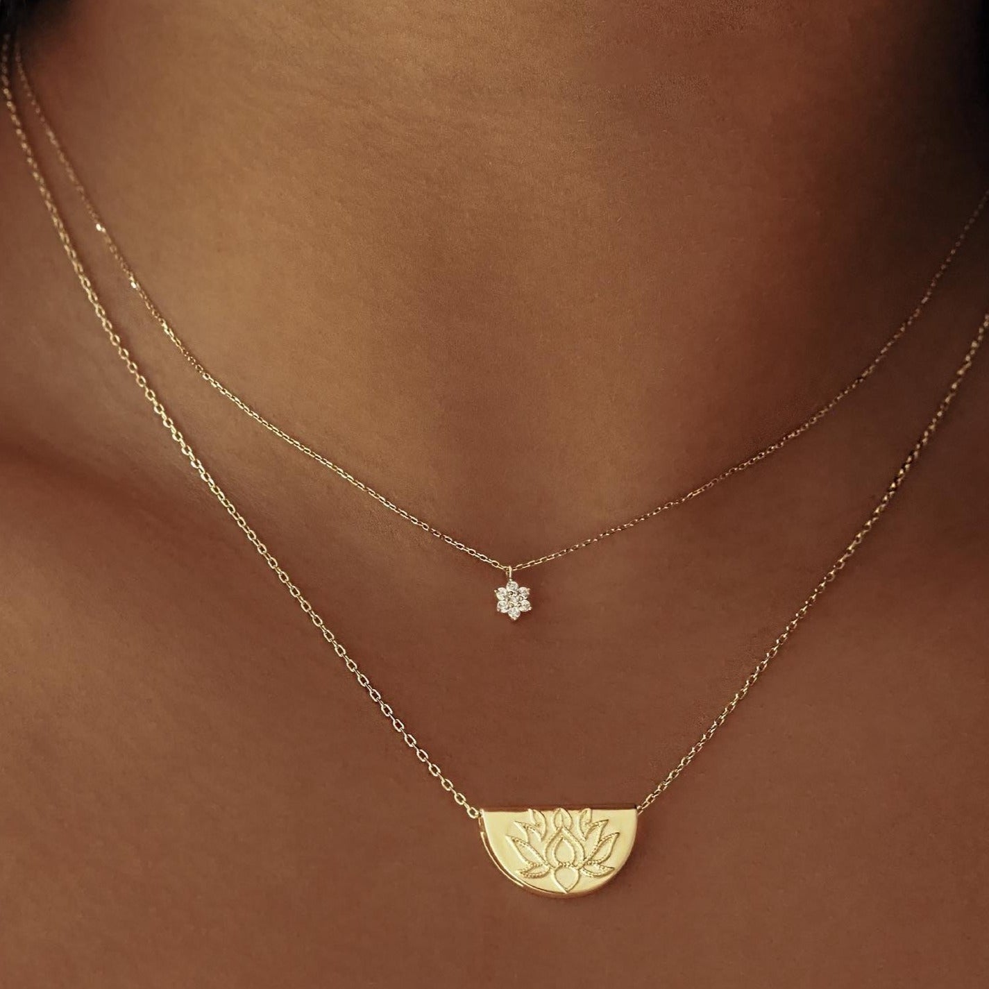 Elegant Gold Lotus Pendant Necklace 2