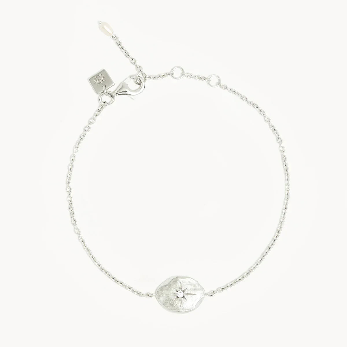 Elegant Gold Bracelet with 0.02 TCW Round Lab-Grown Diamond 2