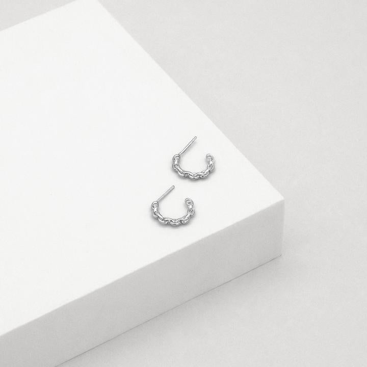Chain C Shaped Hoop Earrings 3