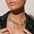 Load image into Gallery viewer, Luxurious Bold Paperclip Chain Necklace
