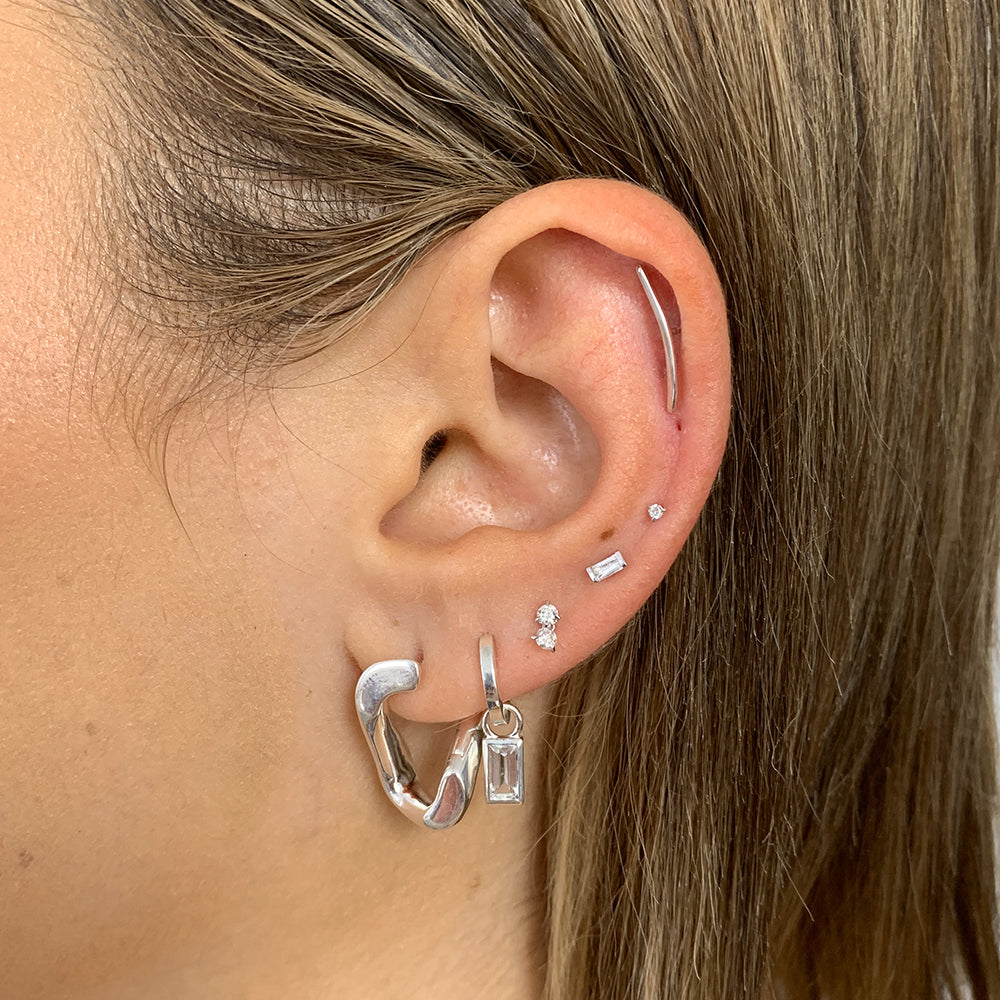 Elegant Silver Arc Single Stud Earrings 4