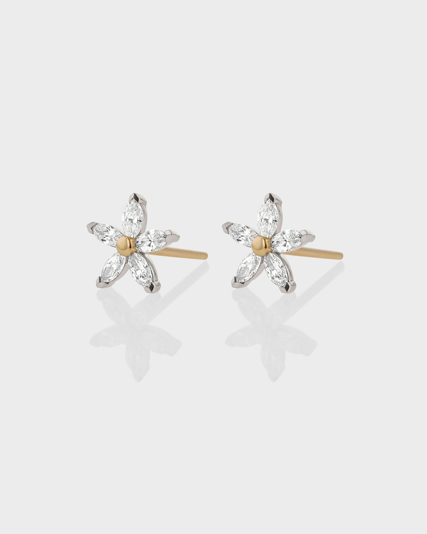 0.30 TCW Marquise Lab Grown Daisy Cartilage Stud Earring 1