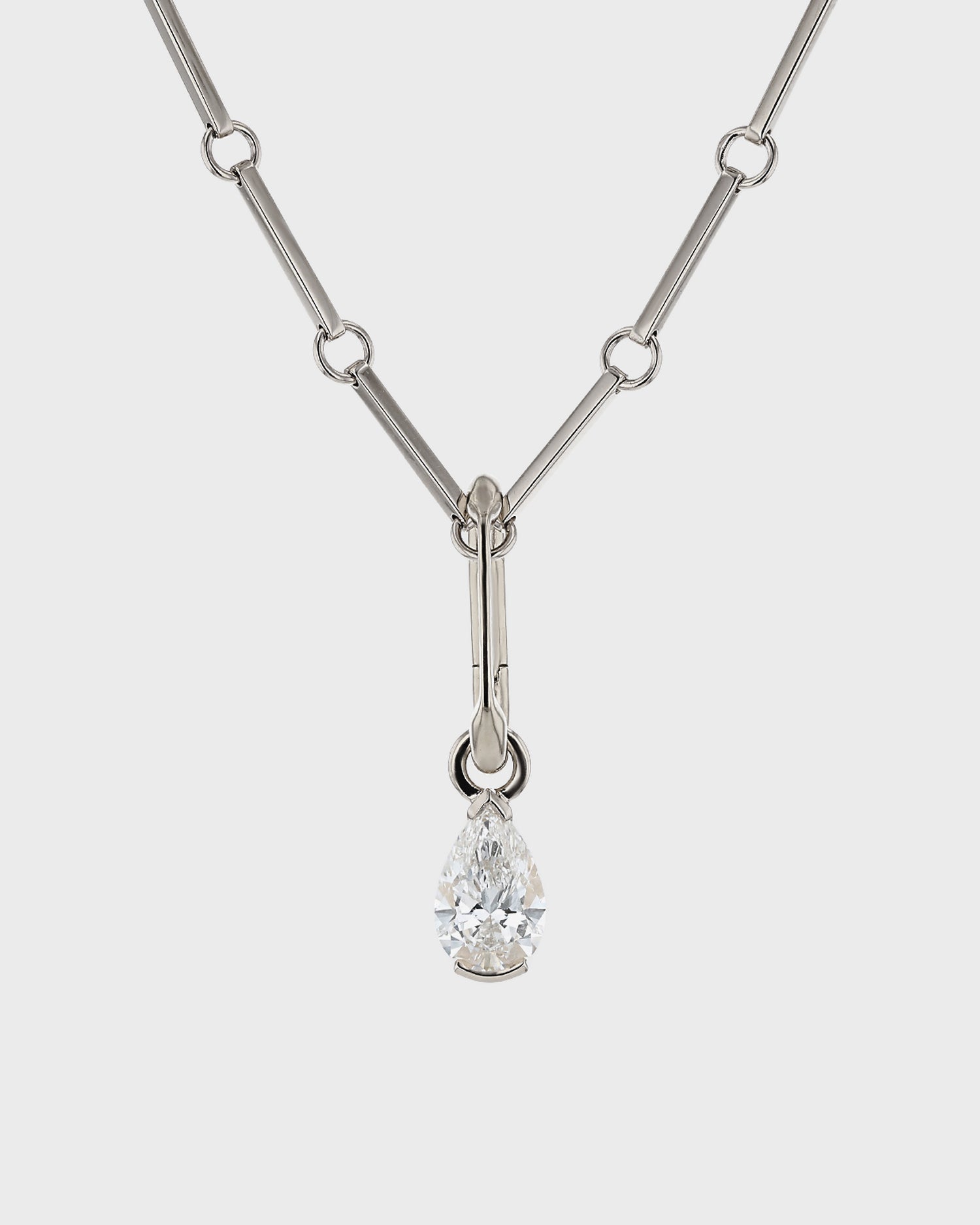 Elegant 1.35 CT Pear-Shaped Lab Grown Diamond Pendant 2