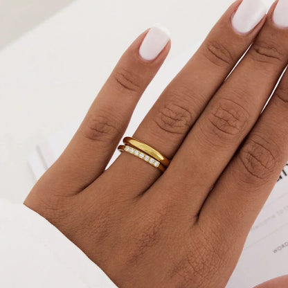 0.25 TCW Round Lab-Grown Diamond Gold Stackable Wedding Band Set 7