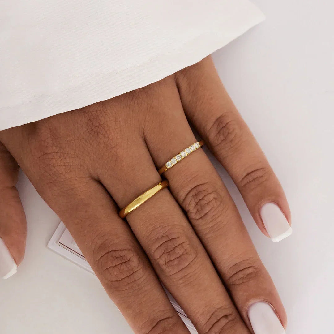 0.25 TCW Round Lab-Grown Diamond Gold Stackable Wedding Band Set 9
