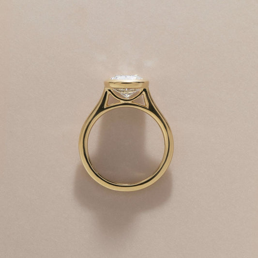 Solitaire-Oval Lab Grown Diamond Engagement Ring