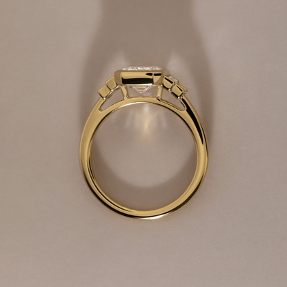 Solitaire-Oval Lab Grown Diamond Engagement Ring