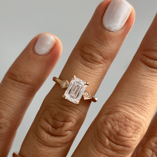 Solitaire-Oval Lab Grown Diamond Engagement Ring
