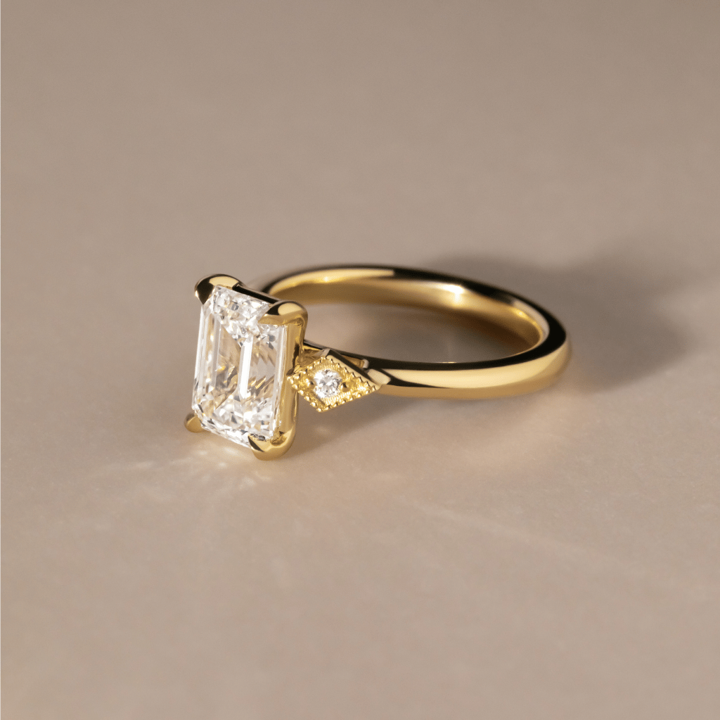 Solitaire-Oval Lab Grown Diamond Engagement Ring