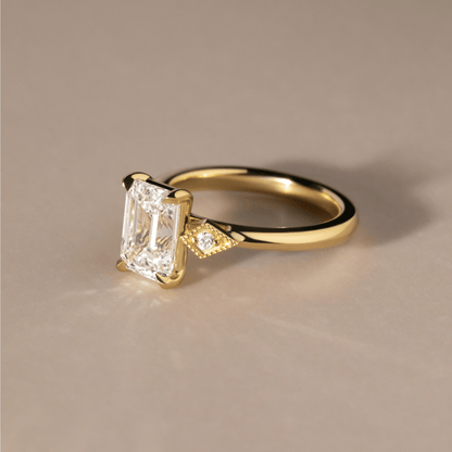 Solitaire-Oval Lab Grown Diamond Engagement Ring