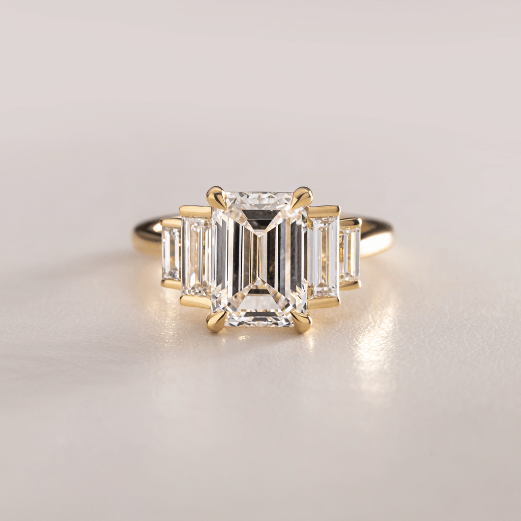 Solitaire-Oval Lab Grown Diamond Engagement Ring