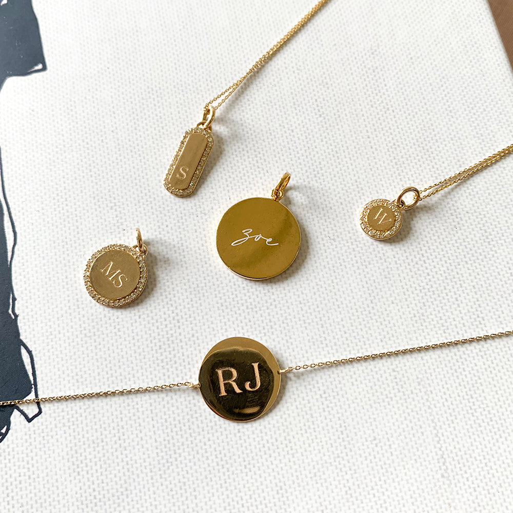 Personalized Gold Round Charm Bracelet