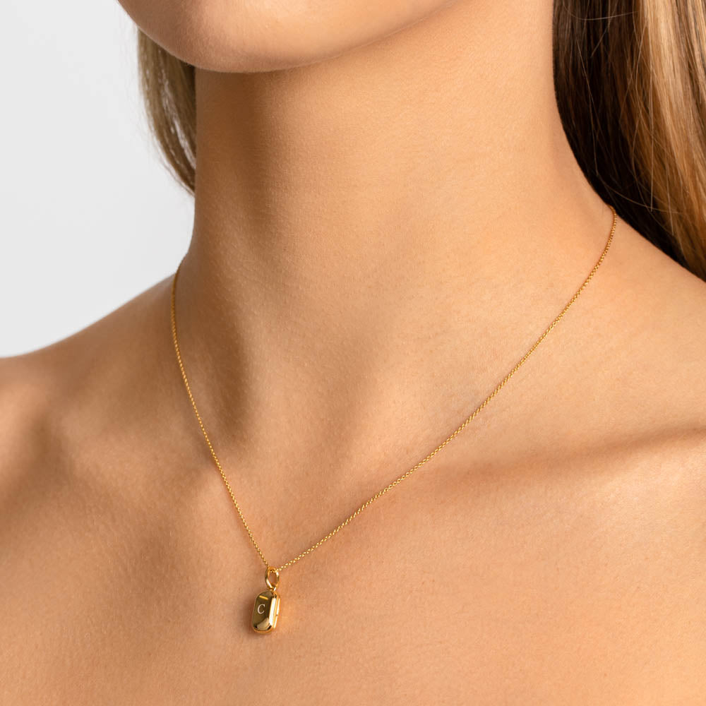 Personalized Gold Rectangle Locket Necklace 13