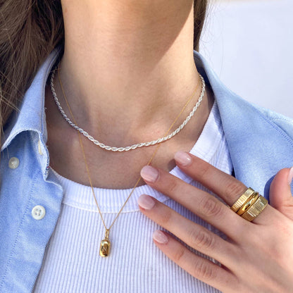 Personalized Gold Rectangle Locket Necklace 12