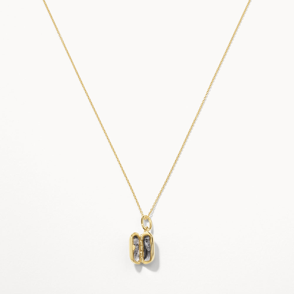 Personalized Gold Rectangle Locket Necklace 2
