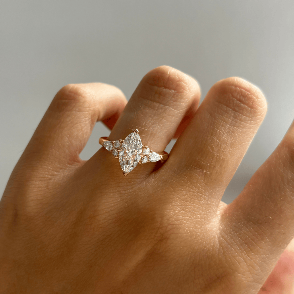 Solitaire-Oval Lab Grown Diamond Engagement Ring