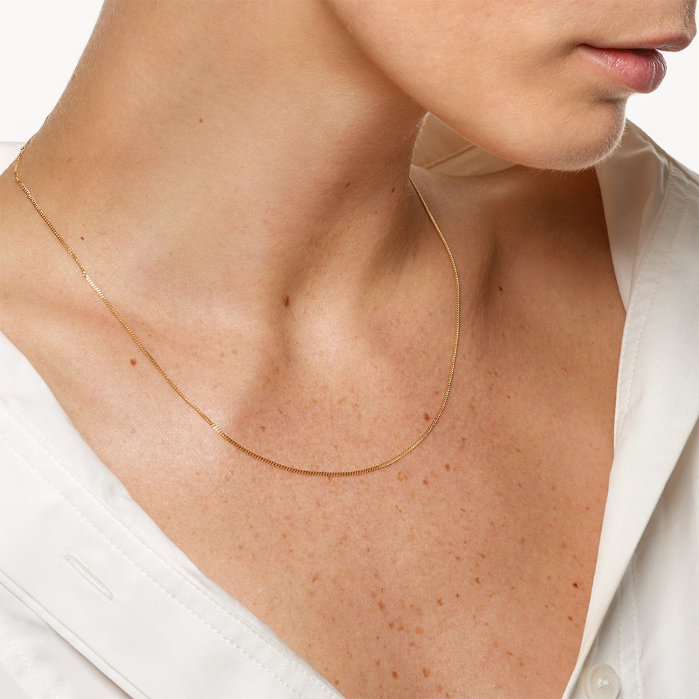 Elegant Gold Curb Chain Necklace