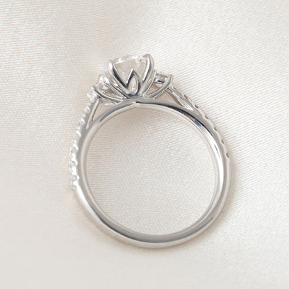 Three Stone-1.0 CT Round Lab Grown Diamond Engagement Ring