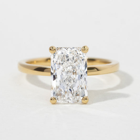 Solitaire-Oval Lab Grown Diamond Engagement Ring