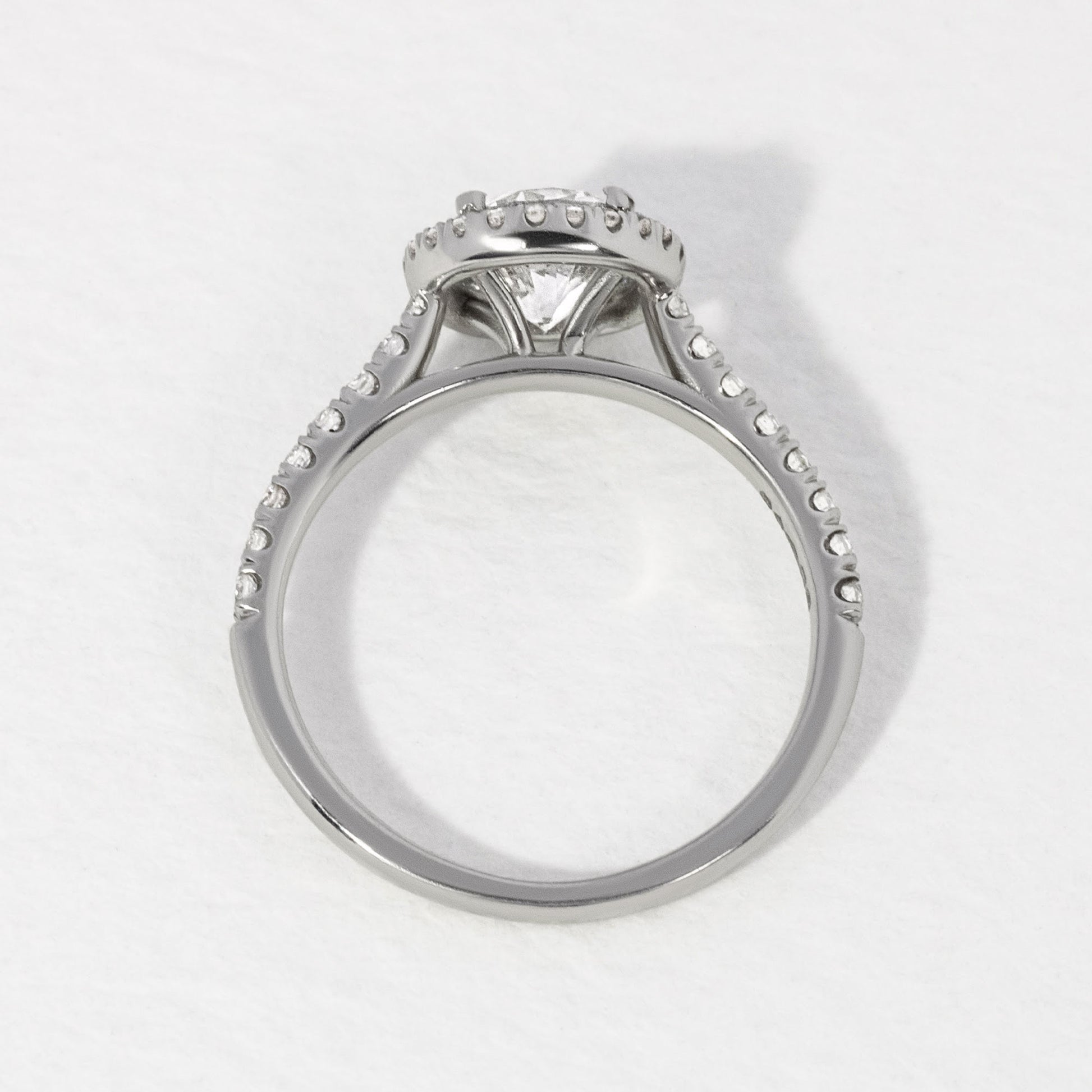 Solitaire-Oval Lab Grown Diamond Engagement Ring