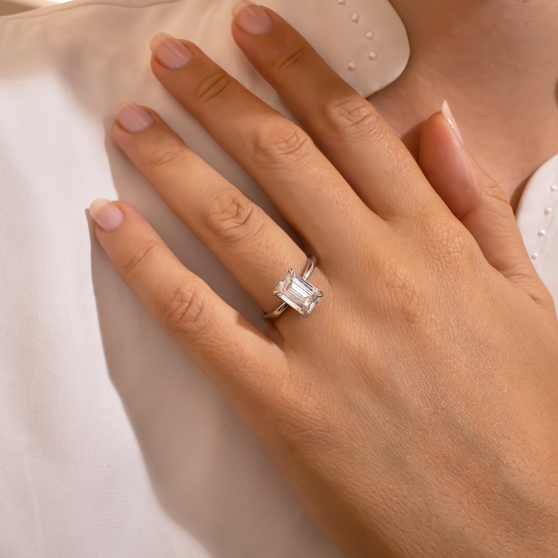 Solitaire-Oval Lab Grown Diamond Engagement Ring