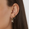 Load image into Gallery viewer, Elegant Gold Loop Threader Earrings 4
