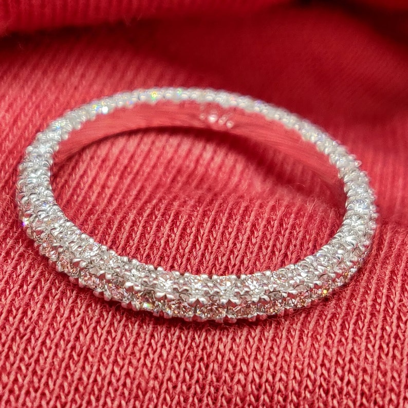 1.0 TCW Round Lab-Grown Diamond Eternity Wedding Band – Sparkling Elegance 4