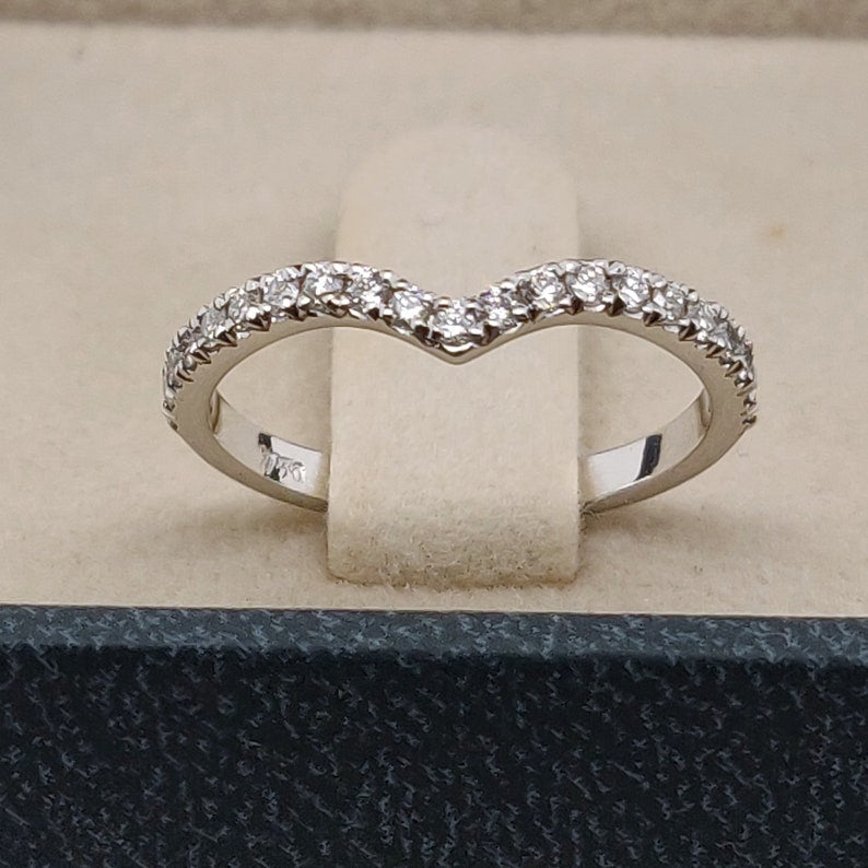 0.21 Carat Round Lab-Grown Diamond Curved Wedding Band 4