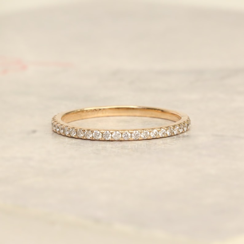 0.50 TCW Round Lab-Grown Diamond Full Eternity Wedding Band 2