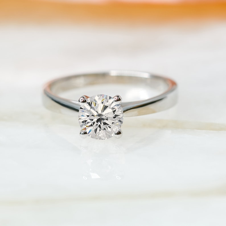 Radiant Elegance: 1.0 CT Round Lab-Grown Diamond Solitaire Engagement Ring 1