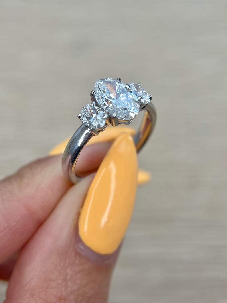 1.5 CT Oval Lab-Grown Diamond Trio Engagement Ring 4