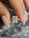 Load image into Gallery viewer, Exquisite 2.5 CT Emerald Lab-Grown Diamond Solitaire Engagement Ring
