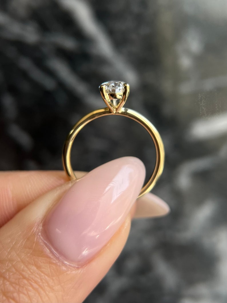 1 CT Pear Lab-Grown Diamond Solitaire Engagement Ring