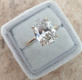 Load image into Gallery viewer, Stunning 4.03 CT Oval Lab-Grown Diamond Solitaire Engagement Ring
