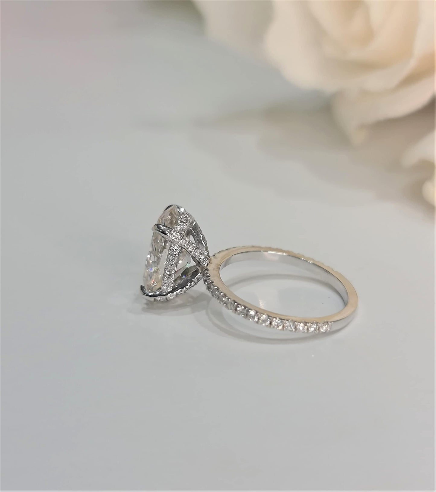 Exquisite 3 CT Oval Lab-Grown Diamond Engagement Ring with Hidden Halo 5