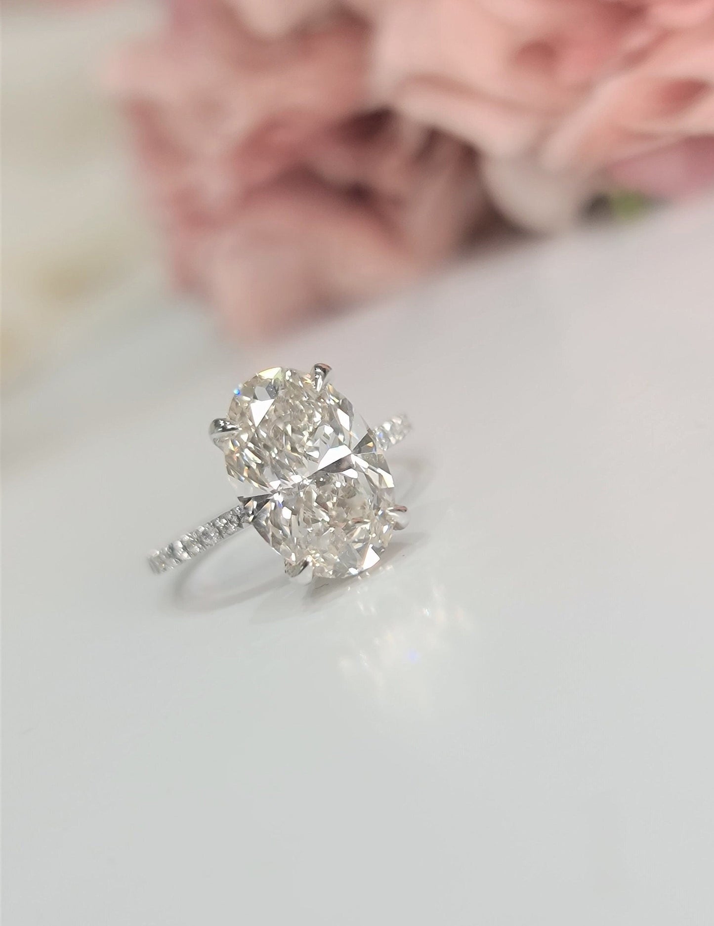 Exquisite 3 CT Oval Lab-Grown Diamond Engagement Ring with Hidden Halo 2